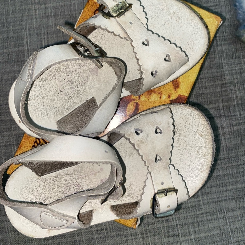 Toddler size 7 saltwaters